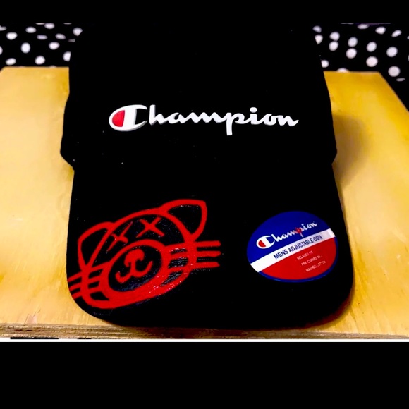 Champion Custom Hats - Picture 1 of 3